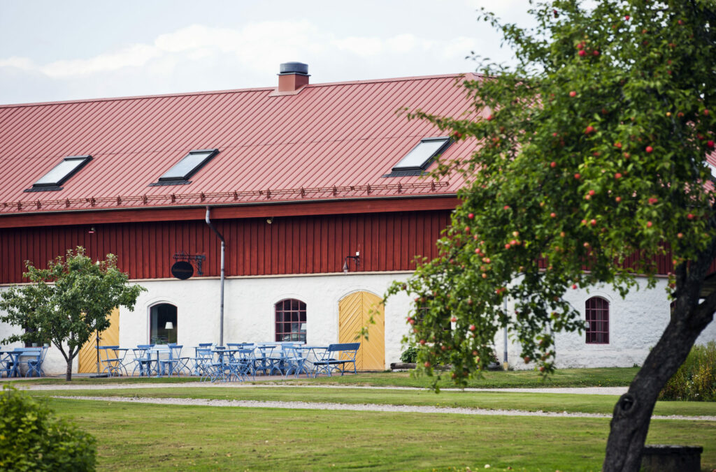 Sahlströmsgården träd och hus