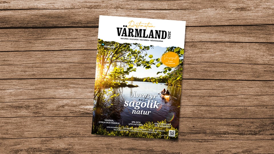 Destination Värmland mot träbakgrund