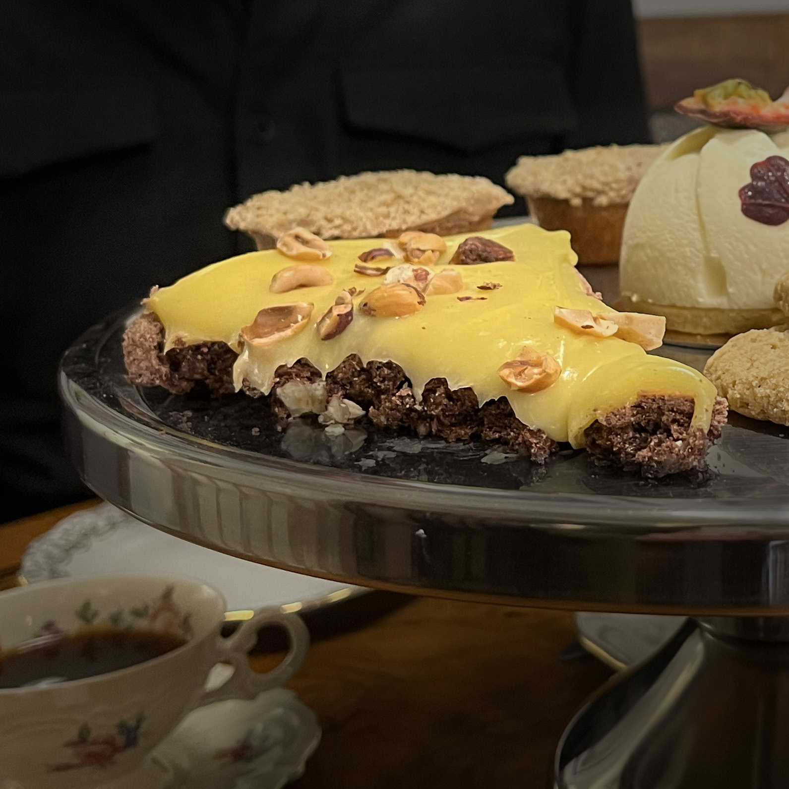 Värmlandstårta på ett kakfat