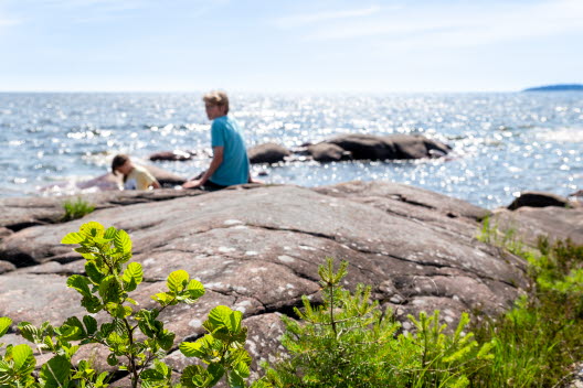 Klippor och bad på Västra Långholmen